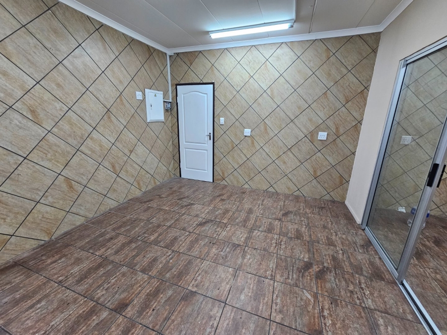 To Let commercial Property for Rent in Bethlehem Free State